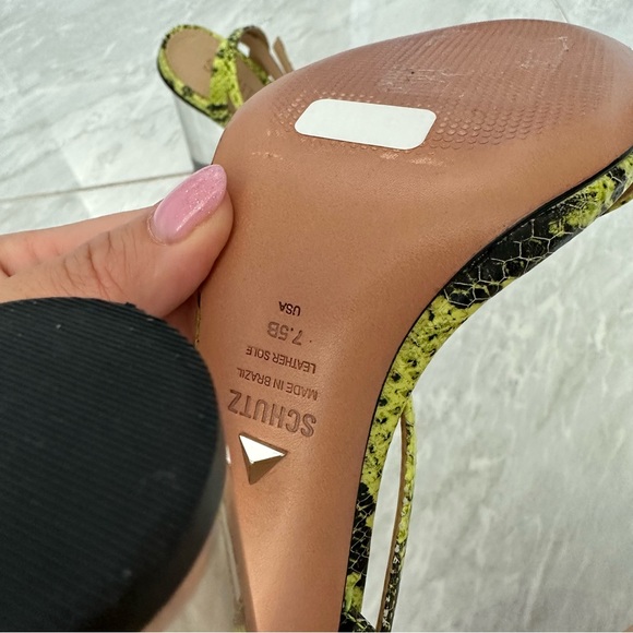 New Schutz Valencia neon green/yellow snake print block heel sandals - Picture 7 of 8